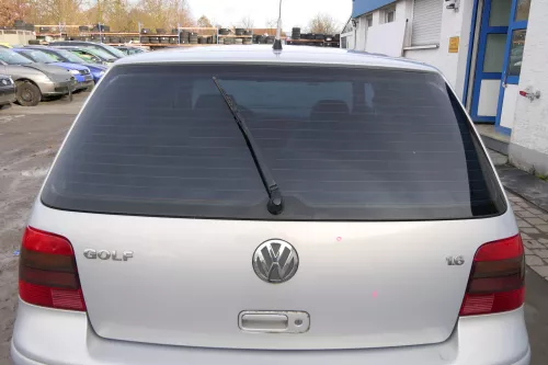 VW Golf 4 Limousine Heckklappe Kofferraumklappe Klappe hinten silber LB7Z ohnAnb (173288)