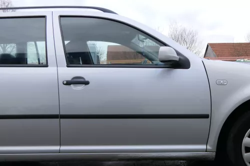 VW Golf 4 Bora Tür vorne rechts Beifahrertür 4/5-Türer+Kombi Variant LA7W silber
