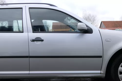 VW Golf 4 Bora Tür vorne rechts Beifahrertür 4/5-Türer+Kombi Variant LA7W silber (173389)