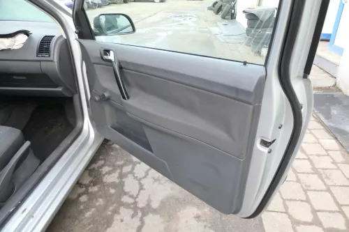 1x VW Polo 9N Türverkleidung Verkleidung Tür vorne rechts 2/3-Türer Beifahrertür (173447)