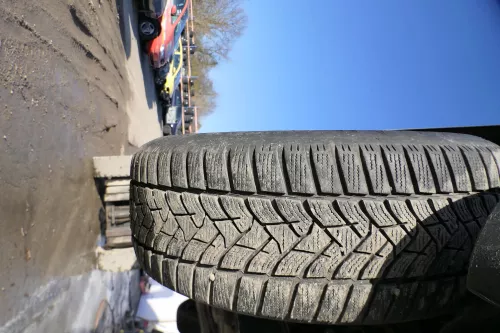 Passat 3C Golf Reifen Winterreifen 205/55 R16 91T Alufelgen Felgen 5-6mm Borbet (174050)
