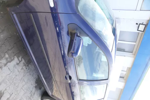 VW Golf 4 Bora Tür vorne links Fahrertür 4/5-Türer+ Kombi Avant blau LB5N ind (174401)