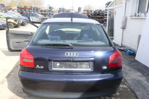 A3 8L bis cBj. ca1999 Heckklappe Kofferraumklappe Klappe hinten blau LZ5L Scheib (174446)