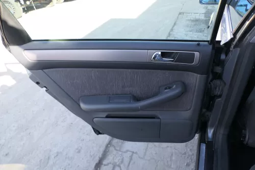 4x A6 4B Türverkleidung Verkleidung Tür vorne hinte links rechts (174547)