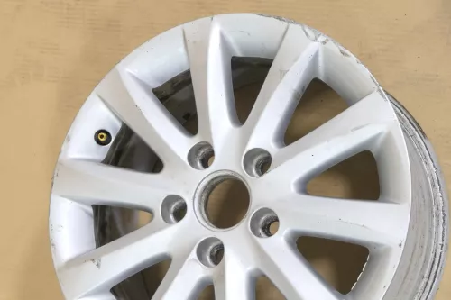 1x Felge Alufelge original VW Golf 5 Touran 6,5jx15H2 ET50 1K0601025CA Bristol (174582)