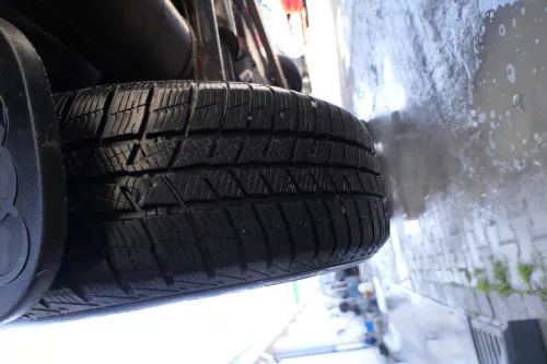 4X A4 B5 A6 4B Passat 3BG Felgen Reifen Winterreifen M+S 195/65 R15 91T 6-7mm (174797)