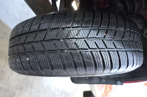 4X A4 B5 A6 4B Passat 3BG Felgen Reifen Winterreifen M+S 195/65 R15 91T 6-7mm (174797)