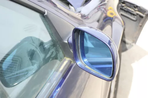 VW Golf 4 Bora elektrischer Spiegel vorne rechts Außenspiegel blau LB5N Glas (175014)
