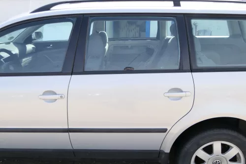 Passat 3B 3BG 3B6 Kombi Variant Tür hinten links silber grau LB7Z