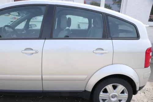 Audi A2 8Z Tür Türblatt hinten links silber LY7W - ohne Anbauteile (175264)