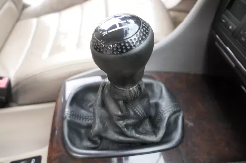 Audi A6 4B Schaltknauf Schaltsack Schaltknüppel original 6-Gang Leder schwarz