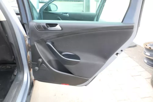 VW Passat 3C Variant Türverkleidung Verkleidung Tür hinten rechts schwarz