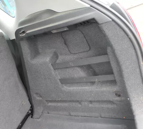 Altea 5P Abdeckung Verkleidung Kofferraum hinten rechts Seite - schwarz (176000)