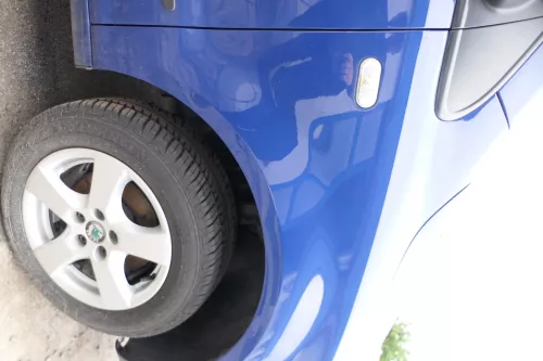 VW Fox 5Z Kotflügel vorne rechts blau LL5M (176369)