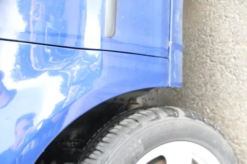 VW Fox Kotflügel vorne links blau LL5M (176372)