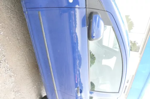 VW Fox 5Z Tür vorne links Fahrertür blau LL5M - ohne Anbauteile (176373)