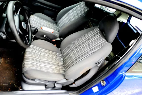 VW Fox Sitz Fahrersitz vorne links OHNEAirbag höhenverstellbar  (176382)