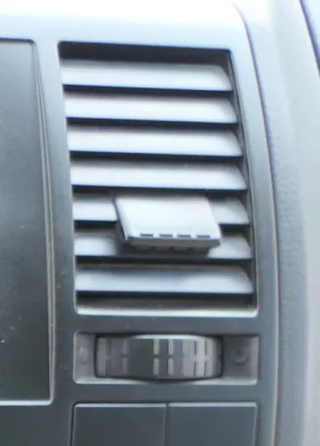 VW T5 Lüftungsdüse Düse Lüftung mitte rechts 7H0815706C (176419)