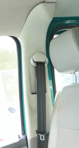 VW T5 B-Säulen Verkleidung oben rechts grau Abdeckung für Gurt DOKA