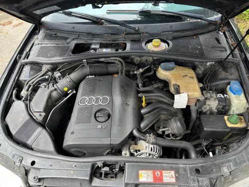 Audi A4 B5 3B Kühlrohr Rohr Leitung Wasserschlauch 058121065F AVV ADR (176554)