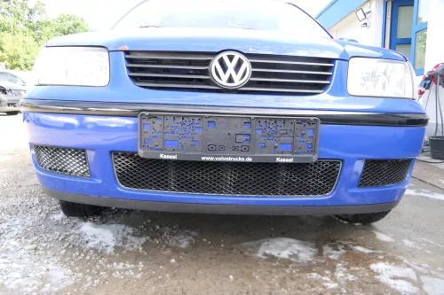 VW Polo 6N2 Stoßstange vorne Frontstoßstange Stoßfänger LA5C + Grill
