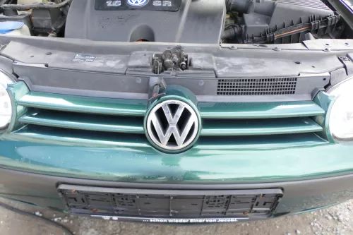 VW Golf 4 1J Stoßstange vorne Stoßfänger vorn grün LC6M (176669)
