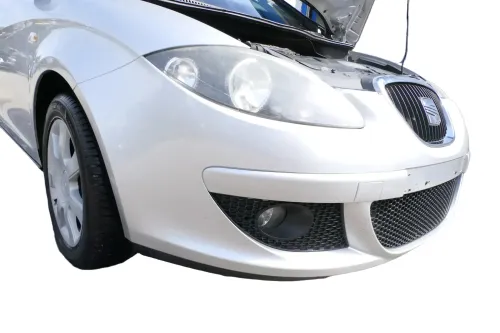 Seat Altea 5P Stoßstange vorne Frontstoßstange Stoßfänger grau LS7N + Grill (176740)