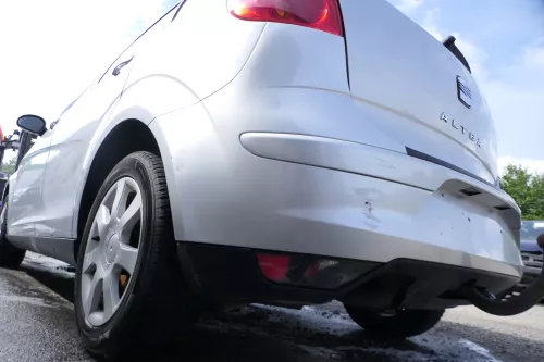 Seat Altea 5P Stoßstange hinten Heckstoßstange Stoßfänger grau silber LS7N (176745)