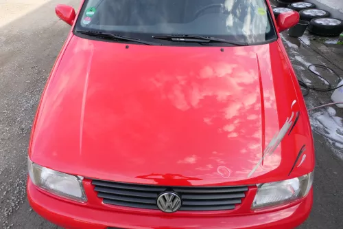 VW Polo 6N Motorhaube Frontklappe Haube vorne Klappe rot LP3G