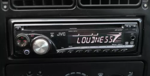 VW Golf 4 Bora T5 T4 Radio JVC KD-G342 MP3 WMA CD Player AUX (177021)