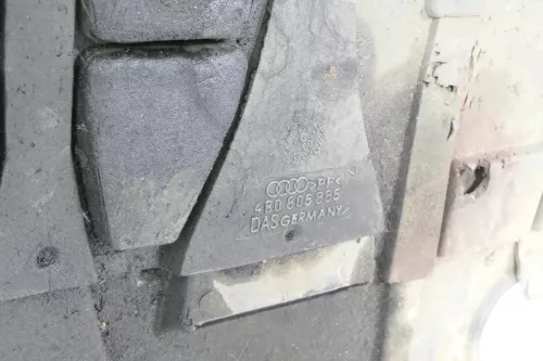 Audi A6 4B Unterfahrschutz Dämpfung Schutz unter Motor original TDI 4B0863823C (177063)