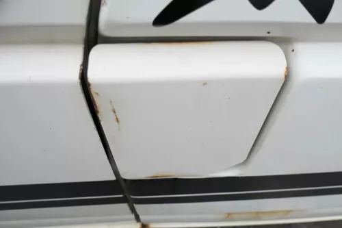 VW T4 Tankdeckel Tankklappe Tank Deckel Klappe weiß R902 (177146)