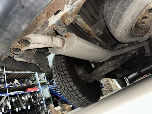 VW T4 Auspuff Endschalldämpfer Endtopf mitte 1.9 TDI AAB AJA ABL (177152)