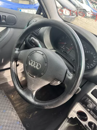 Q828 Audi A4 B5 A6 4B A8 Lenkrad schwarz 3-speichen    MIT airbag 