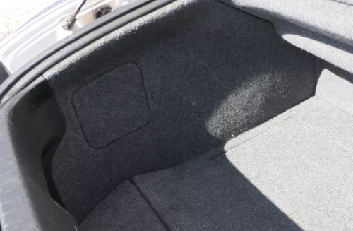 TT 8N Roadster Verkleidung Abdeckung Kofferraum Teppich Boden hinten links Seite (177208)