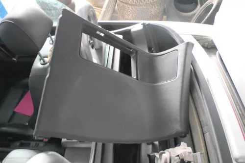 Audi TT 8N Roadster Verkleidung Rückwand hinten rechts 8N7868572  (177296)