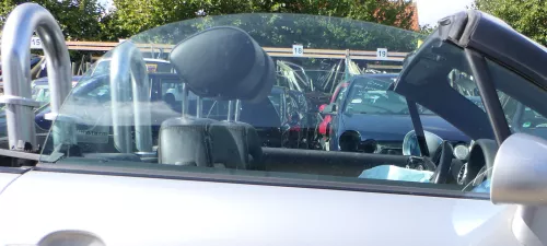 1x Audi TT 8N Scheibenführung Scheibe rechts vorne Fensterschaftdichtung (177307)
