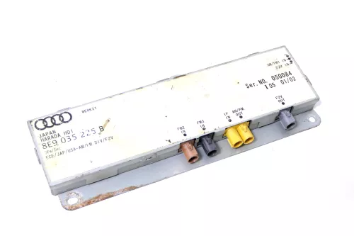 Audi A4 8E B6 Avant Antenne 8E9035225B original Verstärker Antennenverstärker (177492)