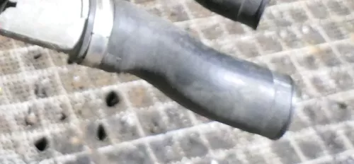 A4 8E B6 Schlauch Rohr Ladeluft 2,5 TDI AKE AYM 8E0145838B  (177586)