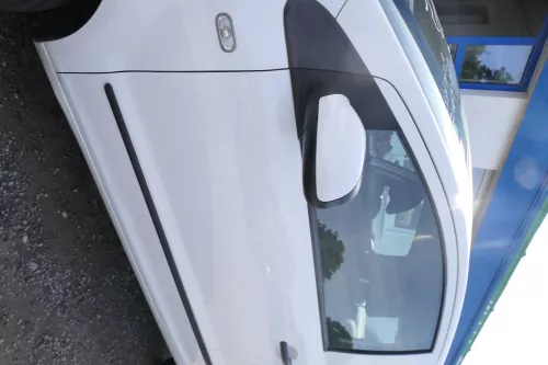 VW Fox 5Z Tür vorne links Fahrertür weiß LB9A - ohne Anbauteile (177658)