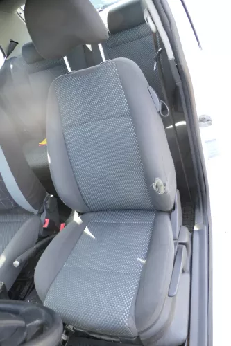 VW Fox Sitz Fahrersitz vorne links OHNEAirbag höhenverstellbar  (177662)