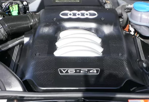 Audi 4 8E B6 B7 Motorabdeckung Abdeckung Motor Blende 2.4 V6 AMM BDV (177758)