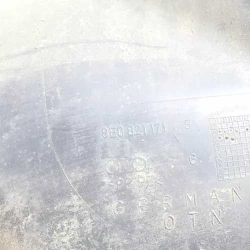 A4 8E B6 Radhausschale Dämpfung Radhaus vorne links 8E0821171C (177759)