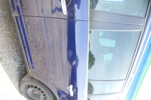 VW Touran 1T 1T3 Tür hinten links blau LB5N - ohne Anbauteile (177792)