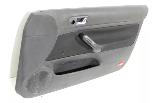 1x VW Golf 4 Türverkleidung Verkleidung Tür vorne rechts schwarz 2/3-Türer  (177848)