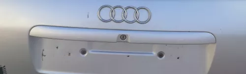 Audi A4 B5 Limousine Griff Heckklappe Heckklappengriff silber LY7M biscaBj.1999 (178555)