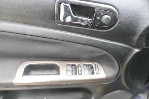 VW Passat 3B 3BG Mittelkonsole Verkleidung Aschenbecher Dekor netzoptik Optik (178573)