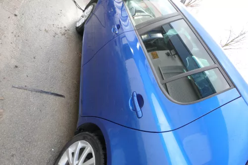 Skoda Fabia 5J Limousine Tür hinten links blau LF5W - ohne Anbauteile (178612)