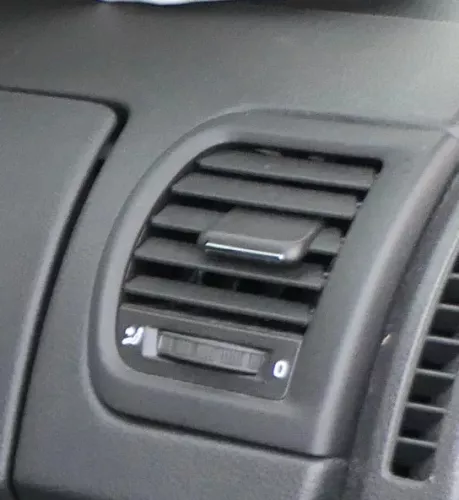 Skoda Fabia Roomster 5J Lüftungsdüse Düse Lüftung vorne rechts 5J0819702M