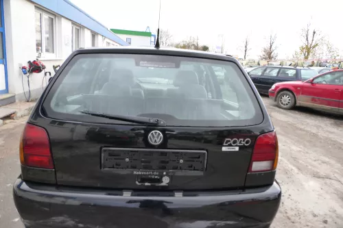 VW Polo 6N Heckklappe Klappe hinten Kofferraumklappe mit Scheibe schwarz LC9Z (178659)